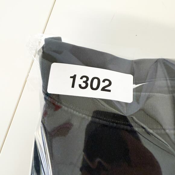 Nike Essentials Crew Fleece Oversized Crop Sweatshirt Black - S - Picture 11 of 11